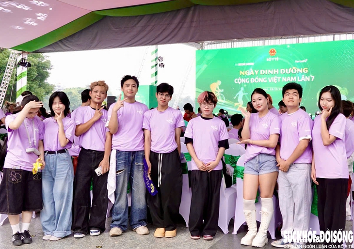 Hàng trăm người được tư vấn sức khỏe tại Ngày Dinh dưỡng cộng đồng Việt Nam lần 7- Ảnh 8.