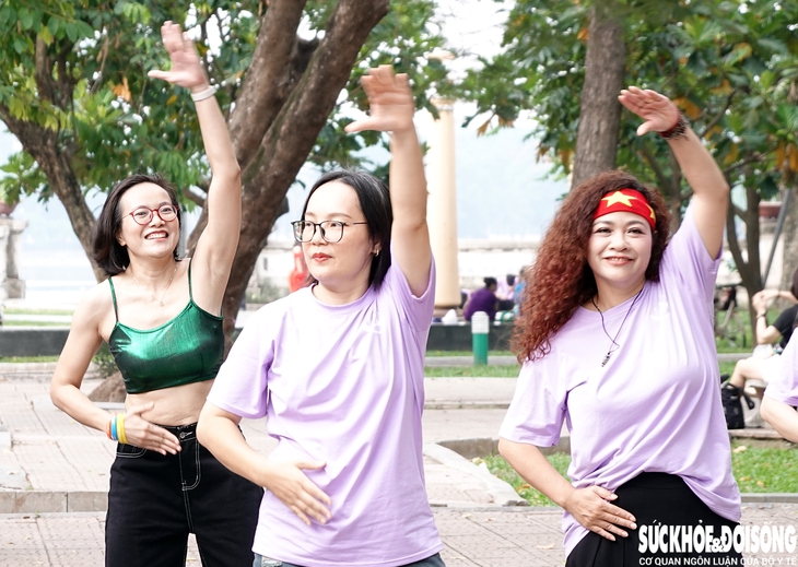 Hàng trăm người được tư vấn sức khỏe tại Ngày Dinh dưỡng cộng đồng Việt Nam lần 7- Ảnh 12.