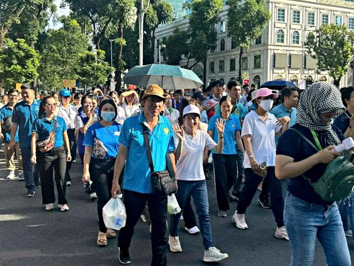 Hơn 5.000 người tham gia đi bộ đồng hành ‘Hành trình di sản - Tiến bước tương lai’- Ảnh 2.