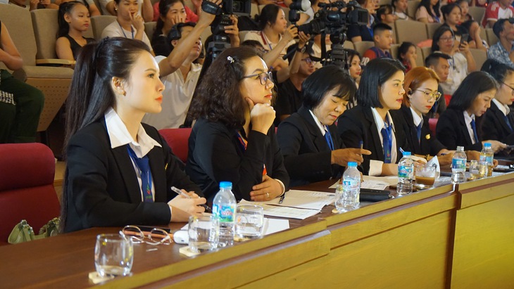 Hàng trăm VĐV nhí tranh tài tại cuộc thi ngôi sao vũ đạo thể thao - Ảnh 2.