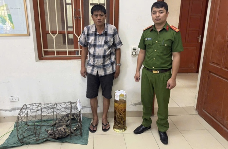 Khởi tố Bùi Ngọc Tài do tàng trữ rượu ngâm tay gấu- Ảnh 1.