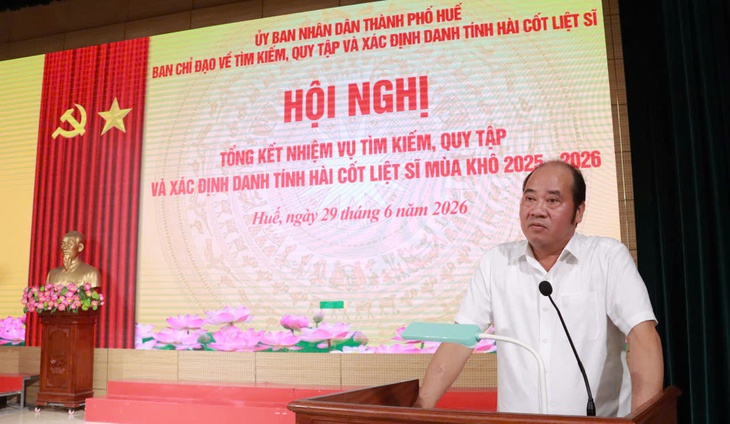 TP Huế hoàn thành lấy mẫu sinh phẩm tại 11 nghĩa trang liệt sĩ - Ảnh 1.