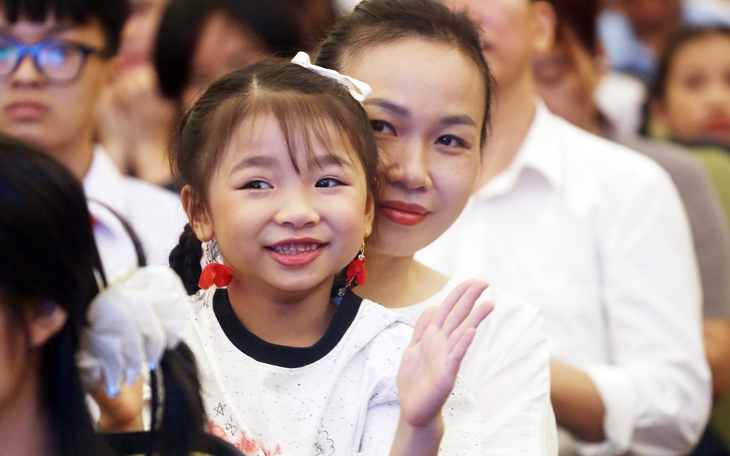 Sai lầm lớn khi ép con uống canxi vô tội vạ để tăng chiều cao - Ảnh 2.
