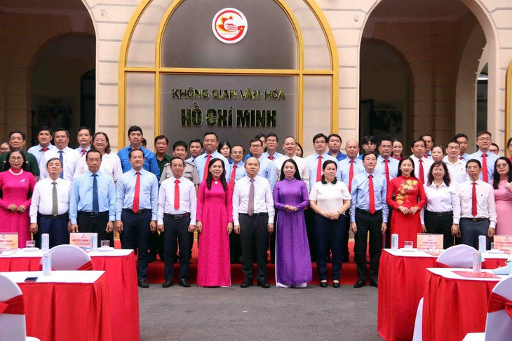 Khánh thành 'Không gian văn hóa Hồ Chí Minh' tại trụ sở UBND TPHCM- Ảnh 2.