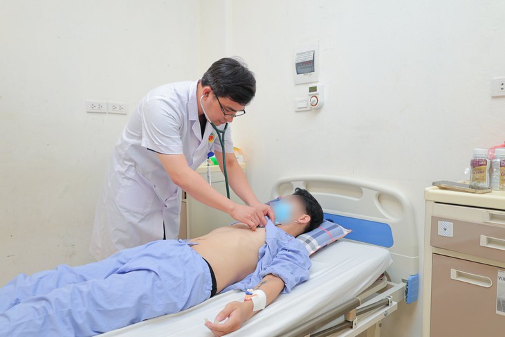 10 năm hút thuốc lá, thanh niên 25 tuổi bị nhồi máu cơ tim - Ảnh 1.