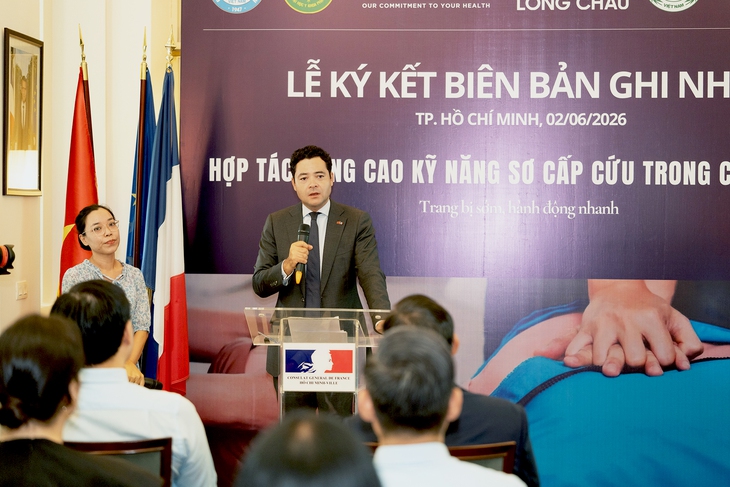 Hơn 22.000 dược sĩ Long Châu sẽ được đào tạo để trở thành tình nguyện viên sơ cấp cứu cộng đồng- Ảnh 2. Hơn 22.000 dược sĩ Long Châu sẽ được đào tạo để trở thành tình nguyện viên sơ cấp cứu cộng đồng- Ảnh 2.