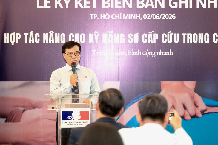 Hơn 22.000 dược sĩ Long Châu sẽ được đào tạo để trở thành tình nguyện viên sơ cấp cứu cộng đồng- Ảnh 3. Hơn 22.000 dược sĩ Long Châu sẽ được đào tạo để trở thành tình nguyện viên sơ cấp cứu cộng đồng- Ảnh 3.