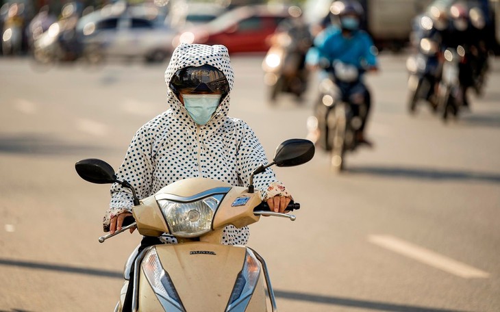 El Nino gia tăng mạnh, nắng nóng và mưa lũ ngày càng khốc liệt