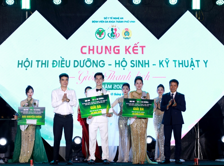 Hội thi Điều dưỡng - Hộ sinh - Kỹ thuật y năm 2026 tại Nghệ An tôn vinh y đức - Ảnh 11.