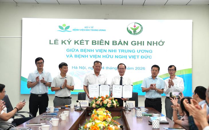 Ca ghép gan thành công đầu tiên cho bệnh nhi ung thư gan tại miền Nam - Ảnh 2.