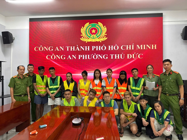 Từ 'ổ' ma túy của người nước ngoài, Công an TPHCM bóc gỡ đường dây lừa đảo công nghệ cao- Ảnh 1. Từ 'ổ' ma túy của người nước ngoài, Công an TPHCM bóc gỡ đường dây lừa đảo công nghệ cao- Ảnh 1.