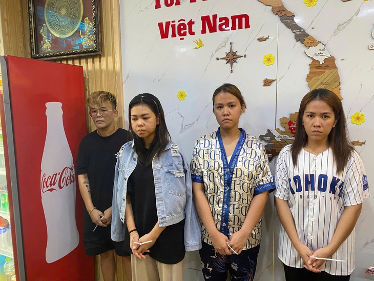 Từ 'ổ' ma túy của người nước ngoài, Công an TPHCM bóc gỡ đường dây lừa đảo công nghệ cao- Ảnh 5. Từ 'ổ' ma túy của người nước ngoài, Công an TPHCM bóc gỡ đường dây lừa đảo công nghệ cao- Ảnh 5.