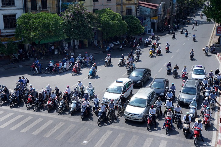 Ngày mai Bắc Bộ và Trung Bộ vẫn nắng nóng gay gắt trên 39 độ- Ảnh 1.