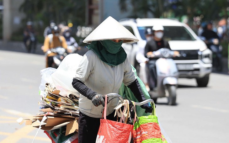Miền Bắc giảm nhiệt mạnh, nhiều nơi mưa lớn do không khí lạnh tác động- Ảnh 2.
