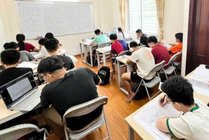 Dạy thêm nhóm nhỏ tại nhà có phải đăng ký kinh doanh?- Ảnh 1.