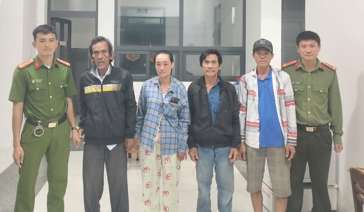Sau 6 ngày đi lạc, cụ ông ở Đồng Nai được công an hỗ trợ đoàn tụ gia đình- Ảnh 1.