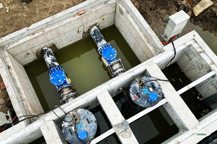 Hà Nội tăng tốc 'lá chắn' chống ngập tại các hồ điều hòa- Ảnh 1.
