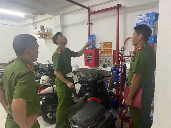Bộ Công an đề xuất bỏ thủ tục nghiệm thu phòng cháy chữa cháy- Ảnh 2.