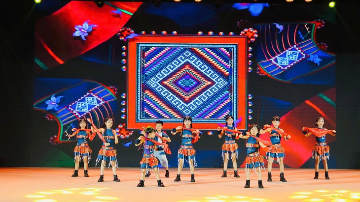 Hàng trăm VĐV nhí tranh tài tại cuộc thi nhảy Life Up cúp câu lạc bộ Hải Phòng mở rộng- Ảnh 2.