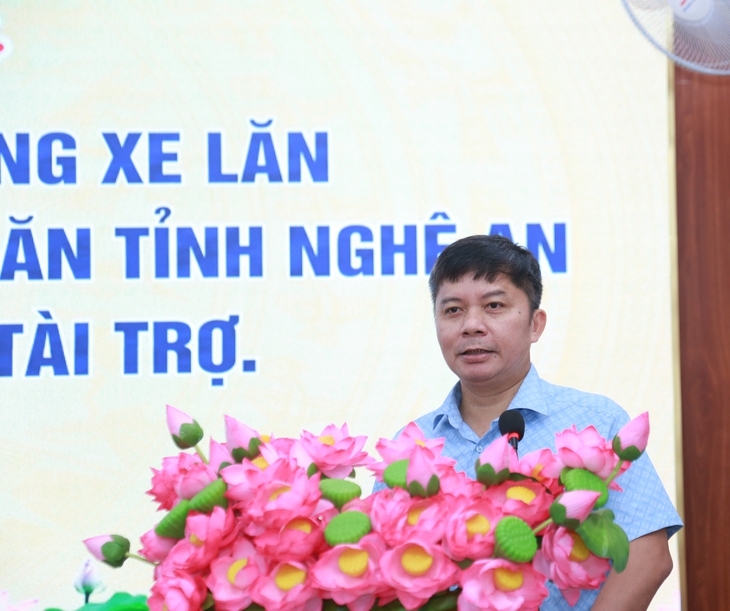 Trao 520 xe lăn, tiếp thêm cơ hội hòa nhập cho người khuyết tật Nghệ An- Ảnh 2.