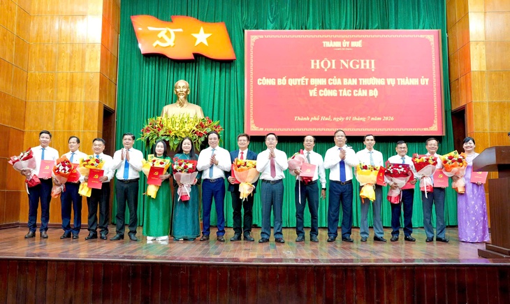 Huế điều động, bổ nhiệm nhiều cán bộ chủ chốt- Ảnh 1.