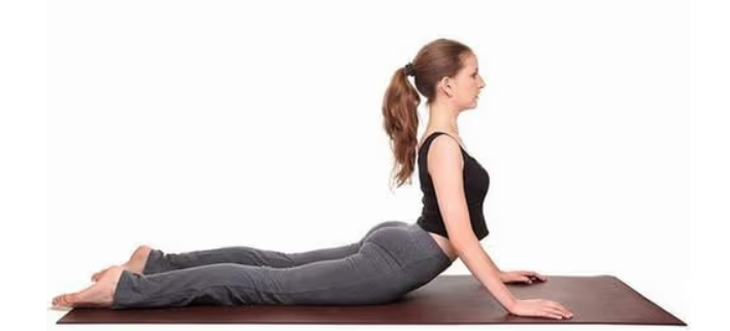 5 tư thế yoga giúp giảm đau, bảo vệ lưng dưới - Ảnh 6.