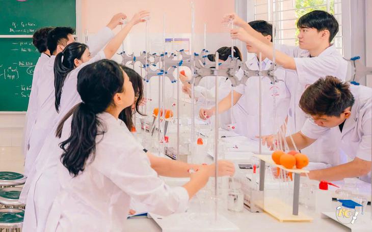 Các trường đại học hoàn tất rà soát dữ liệu tuyển sinh, chuẩn bị lọc ảo- Ảnh 4.