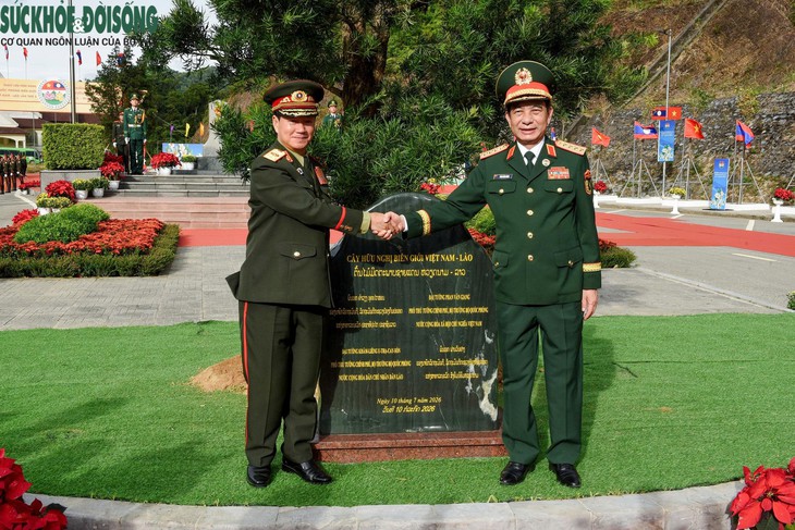 Giao lưu quốc phòng Việt Nam - Lào: Bồi đắp tình hữu nghị từ nơi biên cương- Ảnh 4.