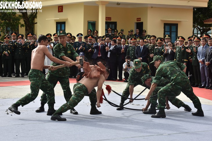 Giao lưu quốc phòng Việt Nam - Lào: Bồi đắp tình hữu nghị từ nơi biên cương- Ảnh 6.