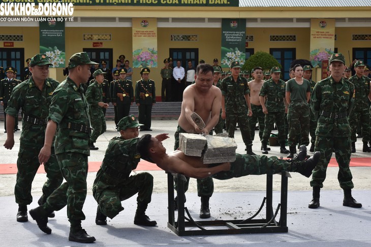 Giao lưu quốc phòng Việt Nam - Lào: Bồi đắp tình hữu nghị từ nơi biên cương- Ảnh 7.