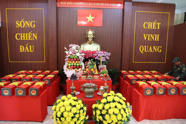 Xót xa trước cảnh nhiều hài cốt liệt sĩ nằm chồng lên nhau tại Công viên Lê Thị Riêng - Ảnh 4.