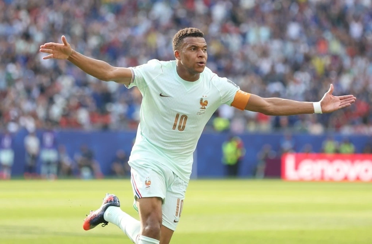 Mbappe vượt Messi dẫn đầu cuộc đua Vua phá lưới World Cup 2026 - Ảnh 1.
