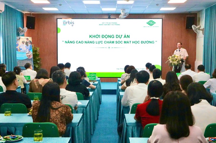 Khởi động dự án 'Nâng cao năng lực chăm sóc mắt học đường' tại Hải Phòng- Ảnh 1.