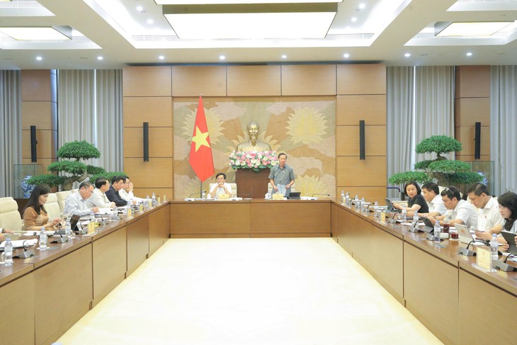 Đề xuất cấm kinh doanh 'bóng cười', cắt giảm 56 ngành nghề kinh doanh có điều kiện - Ảnh 2.
