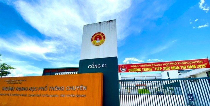 Thí sinh tại điểm thi Chuyên Tuyên Quang thực hiện đăng ký xét tuyển thế nào?- Ảnh 1.