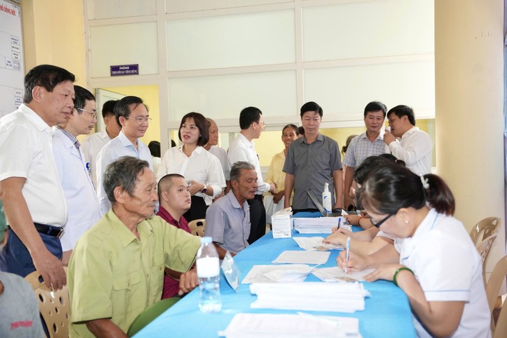 Từ hải đảo đến vùng núi Quảng Trị cùng tổ chức khám sức khỏe định kỳ, khám sàng lọc cho người dân- Ảnh 5.