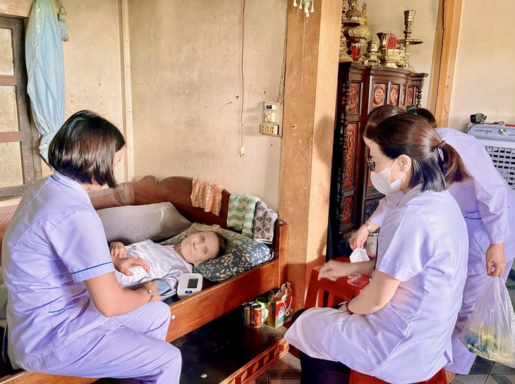 Từ hải đảo đến vùng núi Quảng Trị cùng tổ chức khám sức khỏe định kỳ, khám sàng lọc cho người dân- Ảnh 9.