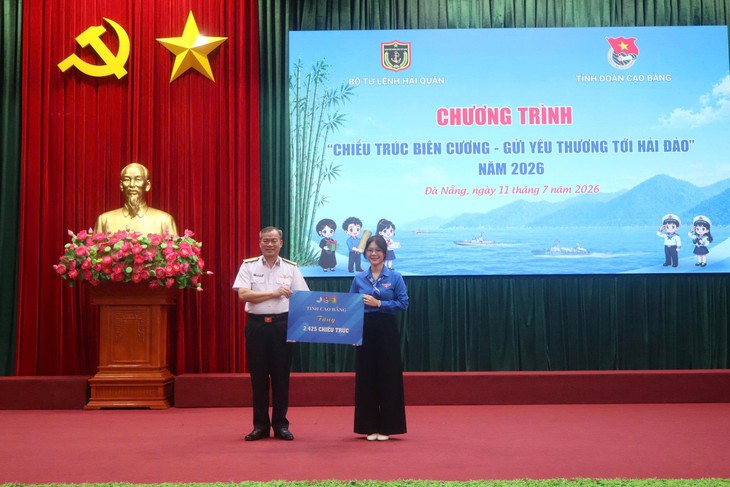 Ấn tượng chương trình ‘Chiếu trúc biên cương - Gửi yêu thương tới Hải đảo’- Ảnh 2.