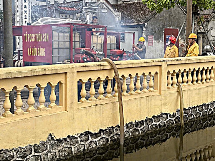 Cháy nhà kết hợp sản xuất ở xã Tây Phương, Hà Nội - Ảnh 3.