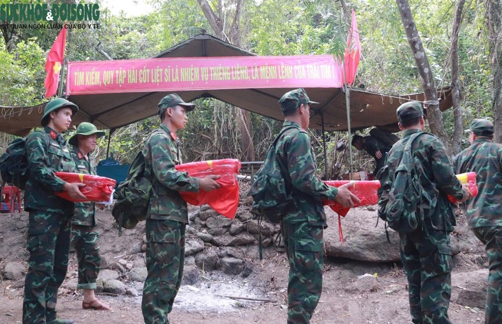 Cận cảnh hang Đá Sập, nơi những người lính đã yên nghỉ hơn nửa thế kỷ trước khi được tìm thấy - Ảnh 10.