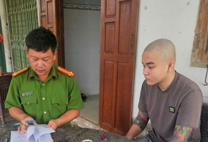 Đối tượng giao cấu với trẻ vị thành niên ra đầu thú- Ảnh 1.