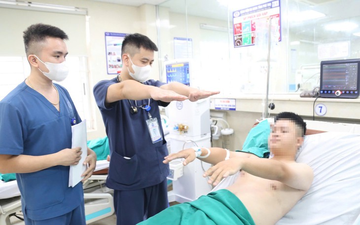 Bệnh viện Đa khoa tỉnh Phú Thọ ghép tế bào gốc thành công sau chuyển giao từ Viện Huyết học - Truyền máu Trung ương- Ảnh 2.