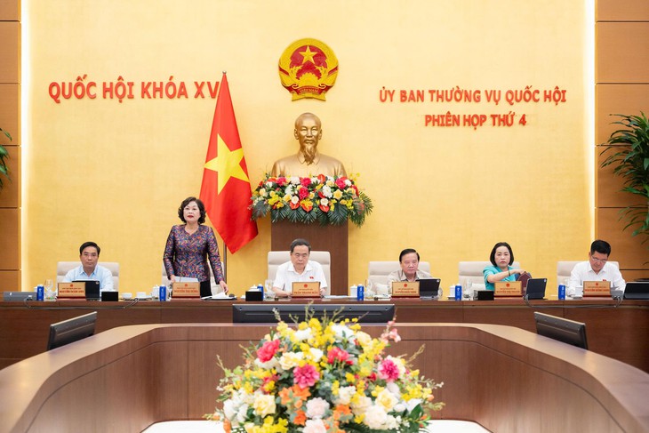 UBTVQH cho ý kiến sửa đổi 3 luật về tiền tệ, ngân hàng- Ảnh 1.