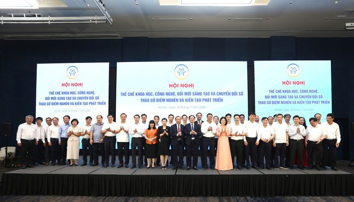 Tháo gỡ điểm nghẽn về thể chế để kiến tạo phát triển khoa học công nghệ - Ảnh 3.