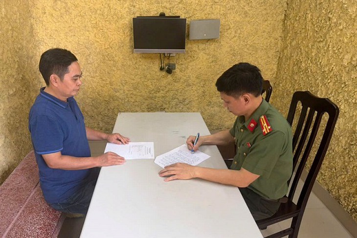 Khởi tố, bắt tạm giam Giám đốc, Tổng biên tập và Trưởng ban biên tập NXB Hội Nhà văn- Ảnh 2.