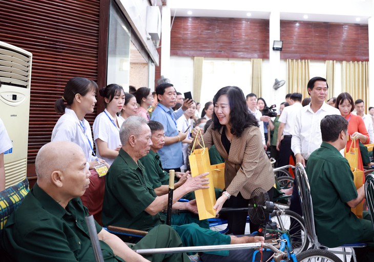 Tổng Bí thư, Chủ tịch nước chỉ đạo nâng cao chất lượng chăm sóc thương binh, bệnh binh - Ảnh 5.