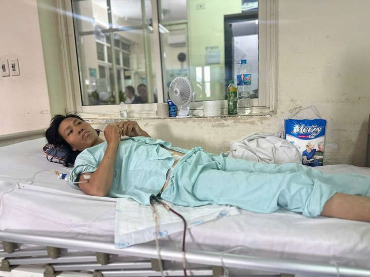 Vòng tay nhân ái: Câu chuyện cảm động của người phụ nữ đơn thân gánh nặng bệnh tật - Ảnh 2.