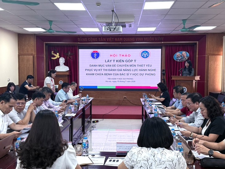 Hoàn thiện danh mục chuyên môn thiết yếu phục vụ kỳ kiểm tra đánh giá năng lực hành nghề bác sĩ y học dự phòng năm 2027 - Ảnh 1.