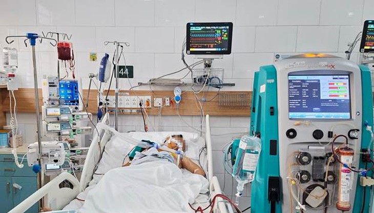 Uống thuốc nhờ bạn mua qua mạng, cụ ông 72 tuổi hôn mê - Ảnh 2.