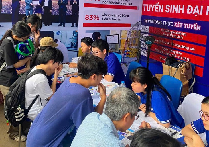 Lý do thí sinh phải chờ gần một tháng mới biết kết quả xét tuyển đại học 2026 - Ảnh 1.